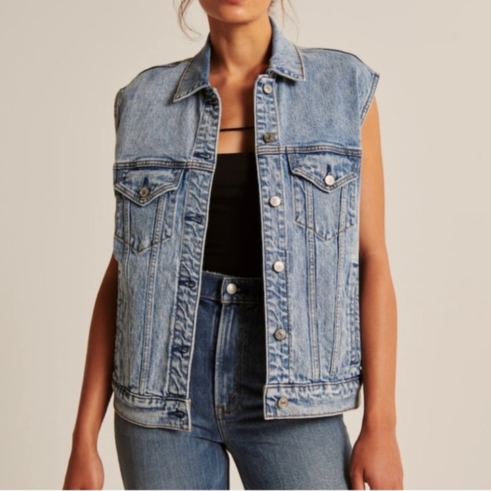 Abercrombie & Fitch Denim Vest